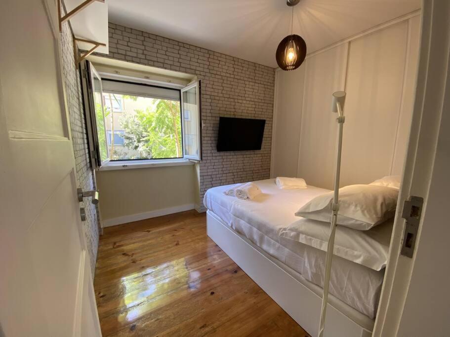 Apartment T2 Alvalade Em 3 Pessoas Lissabon
