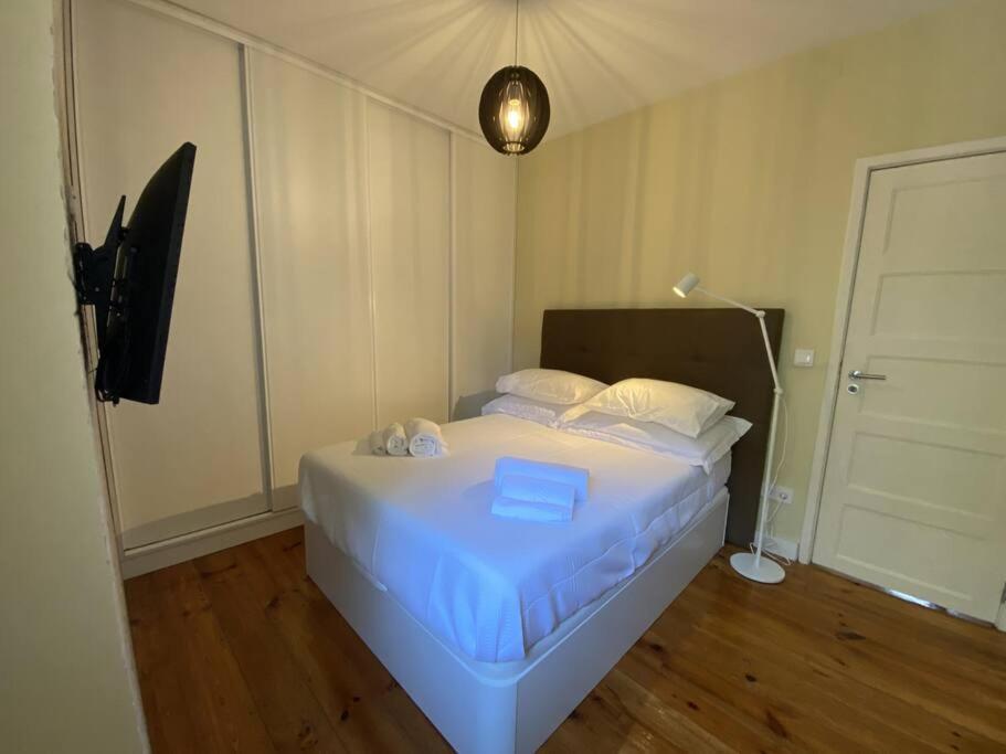 Appartement T2 Alvalade Em 3 Pessoas *