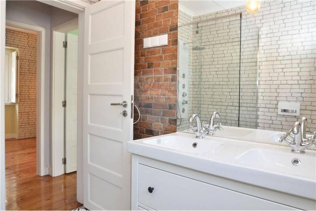Appartement T2 Alvalade Em 3 Pessoas Lissabon
